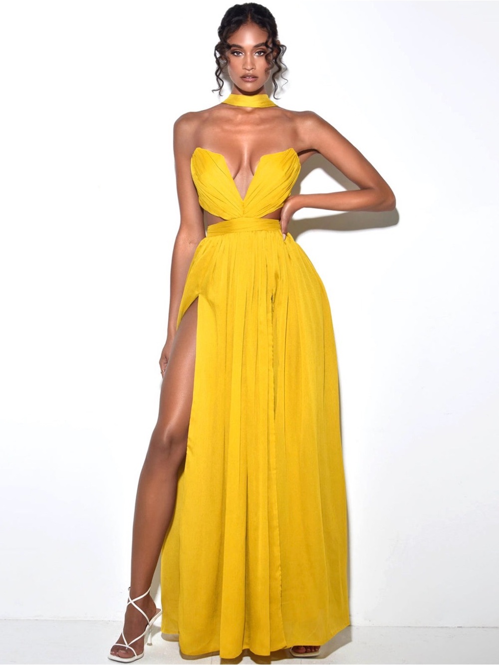 Miss Circle Xella Yellow Pleated Chiffon Maxi Dress in size Medium, NWT